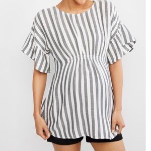 Maternity top.